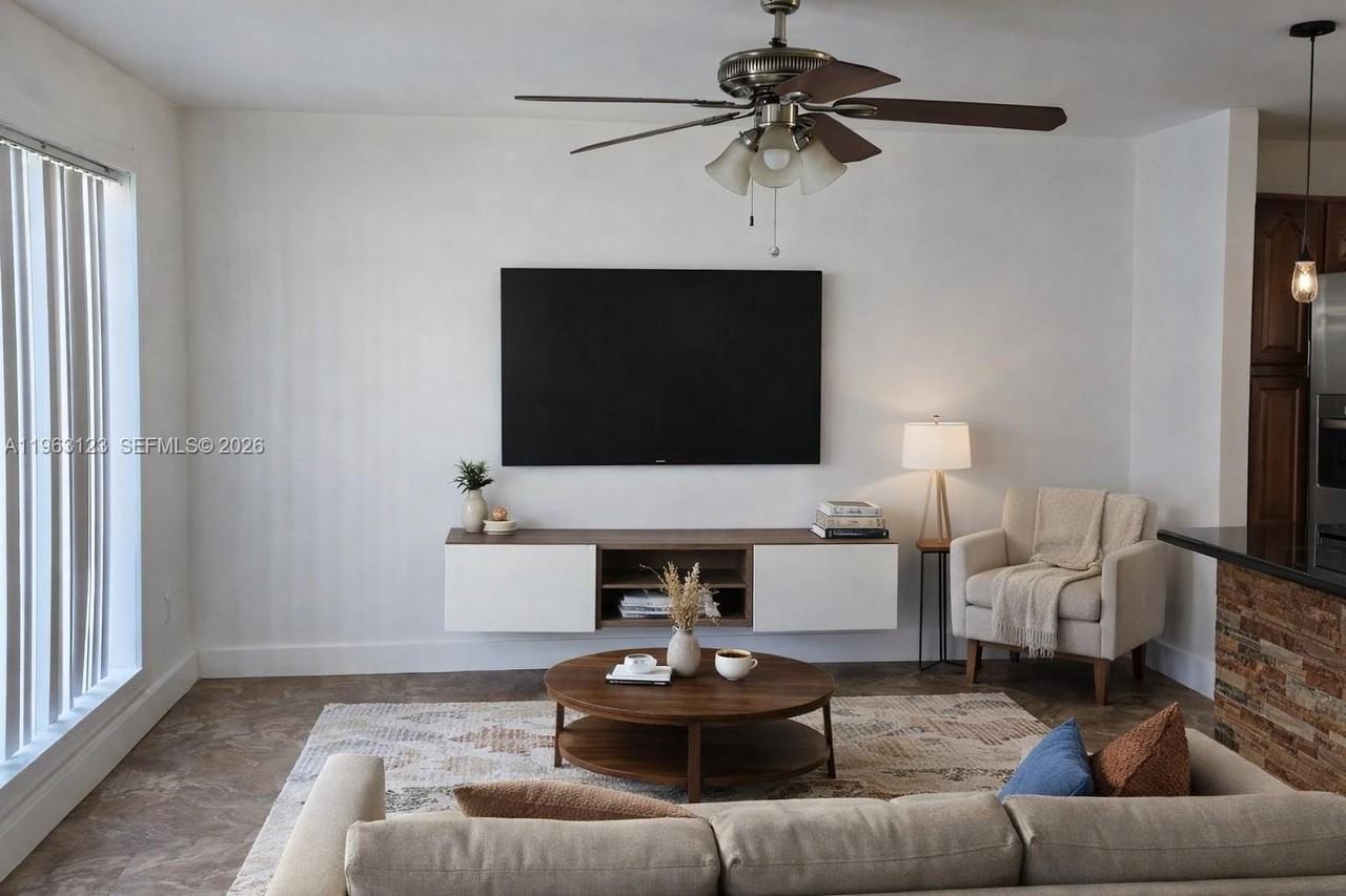 471 Ne 162nd St #1A - Photo 4 of 9