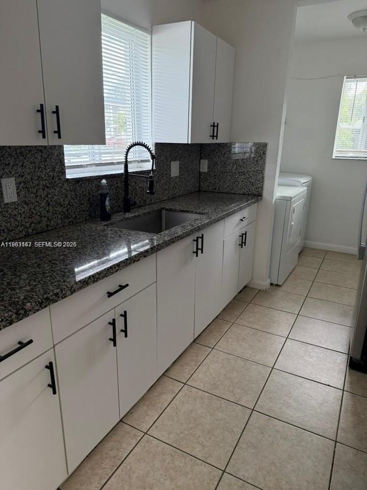 2155 Nw 64th St #2155 - Photo 2 of 16