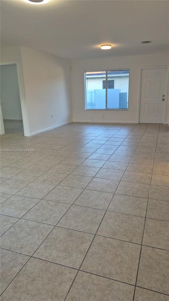 2155 Nw 64th St #2155 - Photo 5 of 16