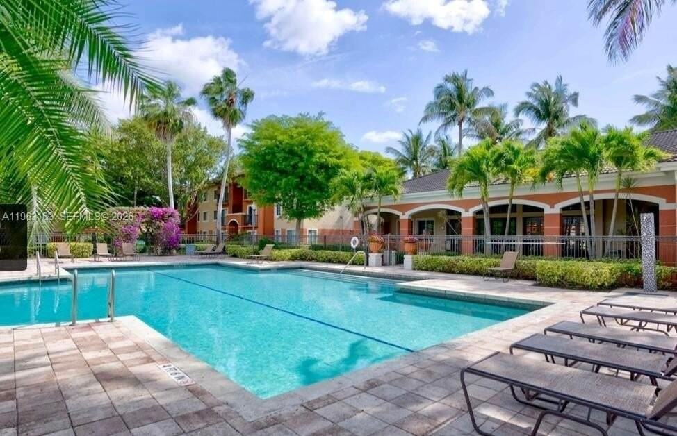 4171 N Haverhill Rd #1011 - Photo 3 of 19