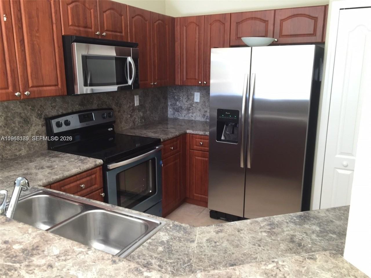 14962 Sw 23rd Way #14962 - Photo 4 of 16