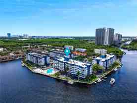 16558 Ne 26th Ave #2A - Photo 1 of 1