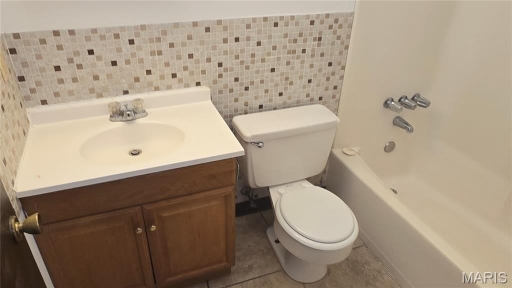 1908 Muren Blvd #7 - Photo 2 of 5