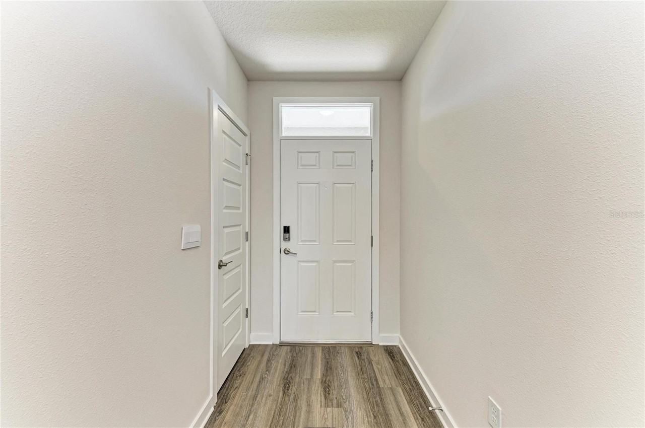 18143 Wheathouse Pl - Photo 5 of 50