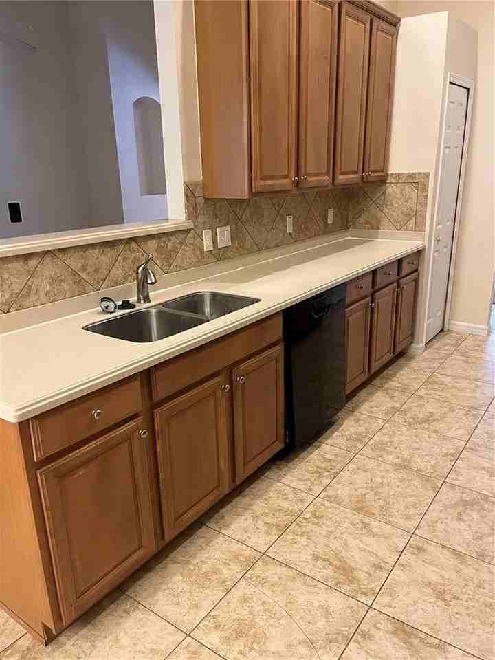 1673 Scrub Jay Rd - Photo 2 of 16