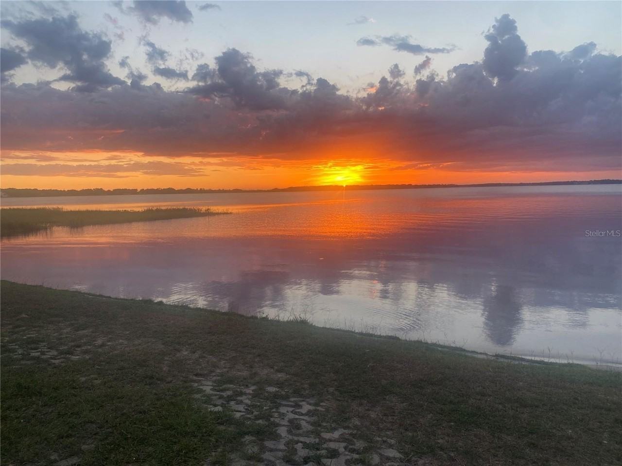 100 Division St - Photo 3 of 23