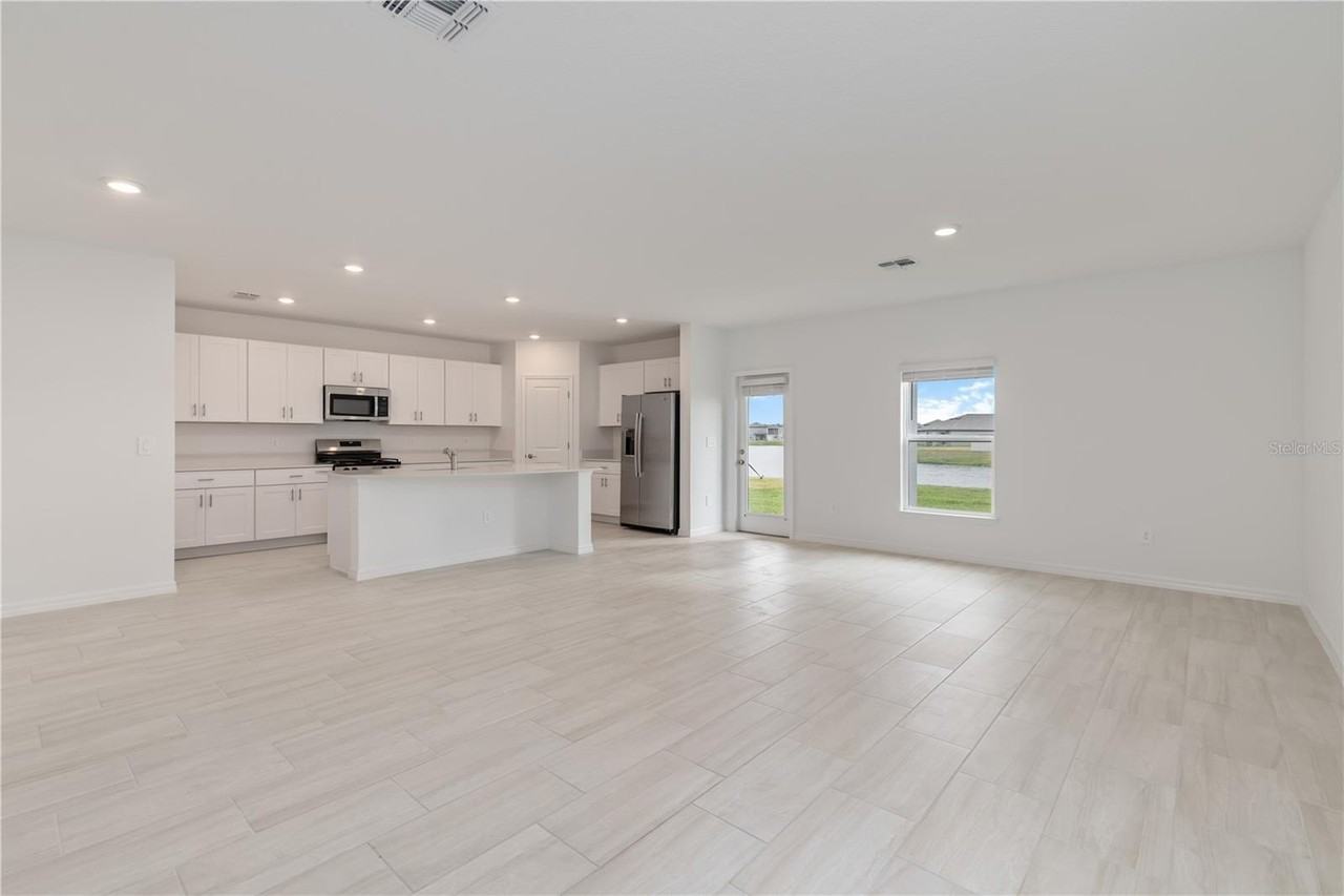 13073 Empress Jewel Trl - Photo 5 of 37