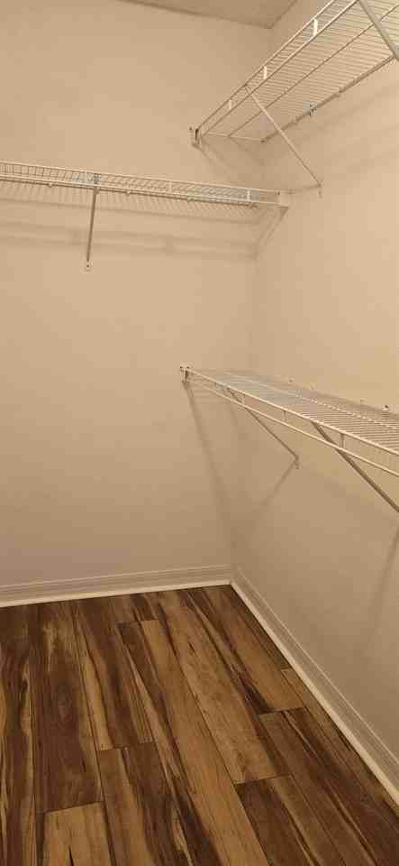 1088 Gennesse Ln - Photo 7 of 16