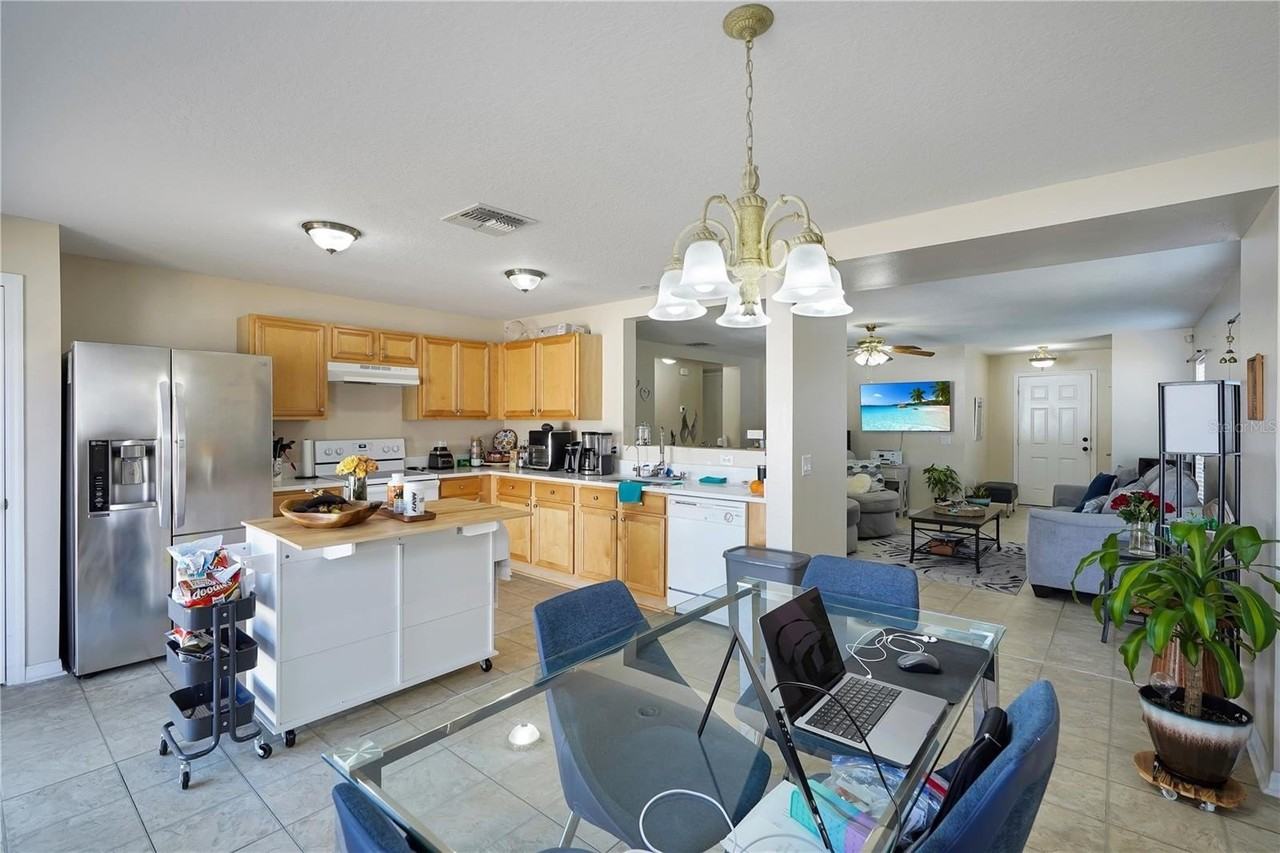 3507 Harlequin Dr - Photo 2 of 17