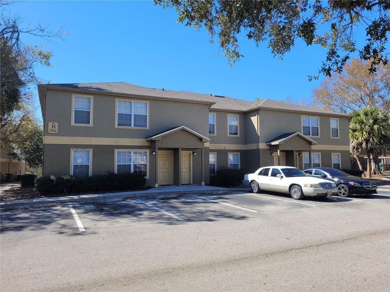 5934 Brickleberry Ln #204