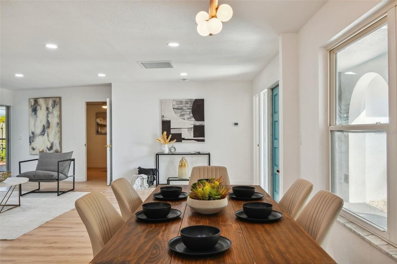 1949 Dolphin Blvd S - Photo 6 of 29