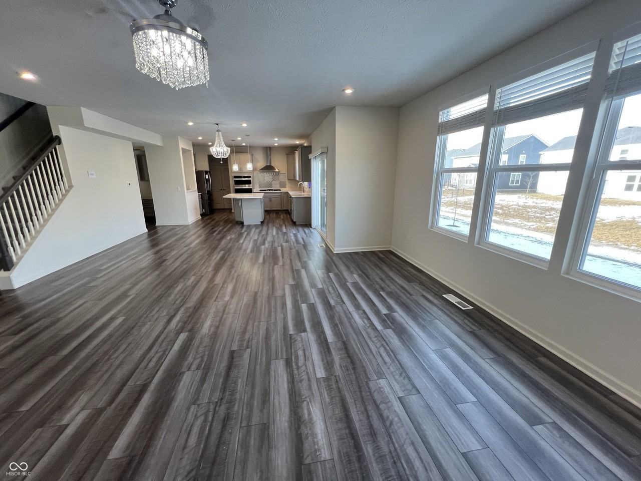 5374 Noble Crossing Pkwy W - Photo 3 of 37