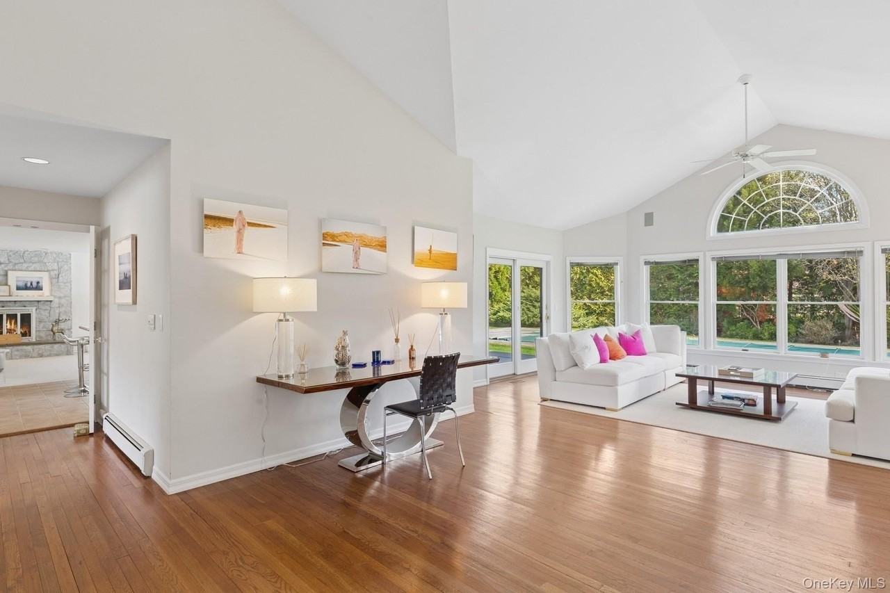 8 Niamogue Ln - Photo 5 of 33