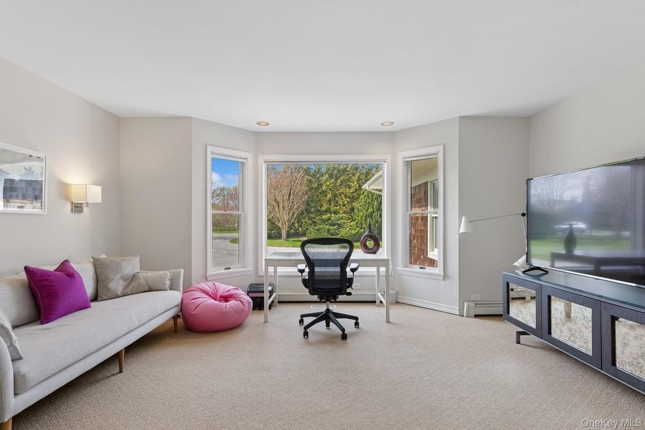 8 Niamogue Ln - Photo 7 of 33