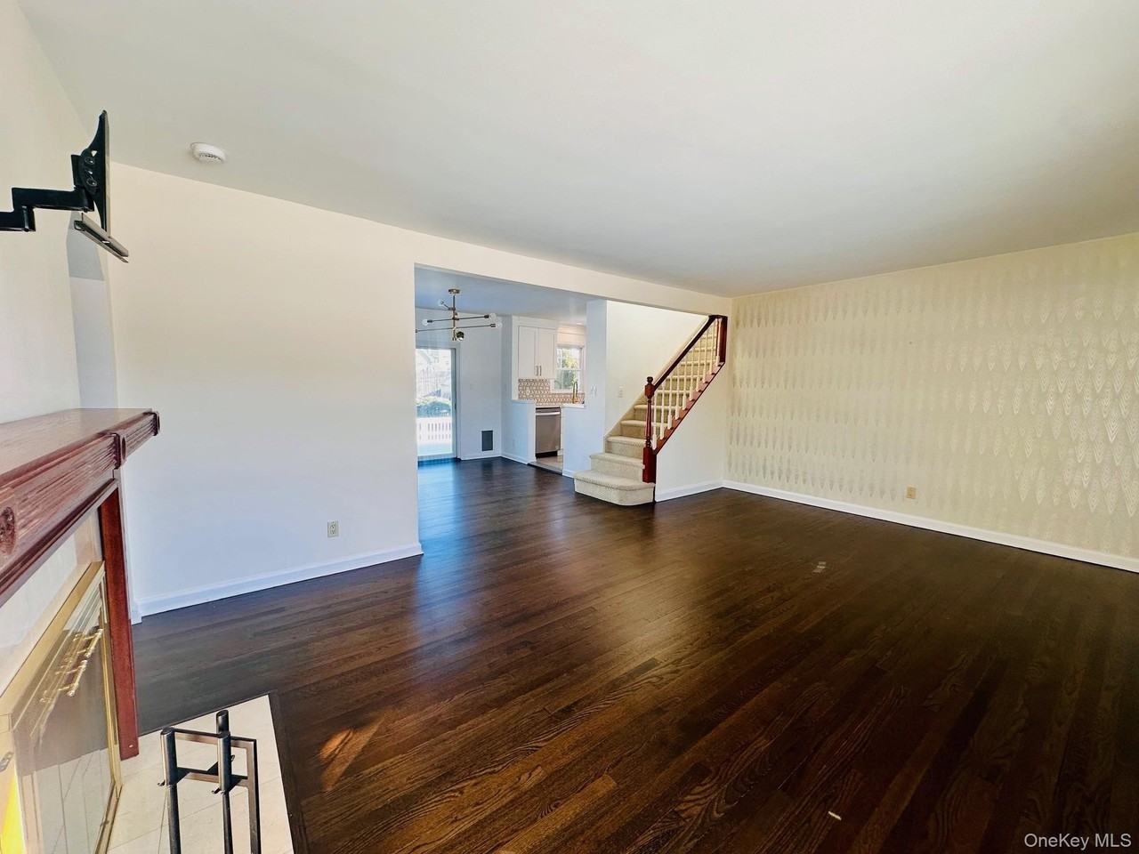 11 W Glen Ave - Photo 6 of 46