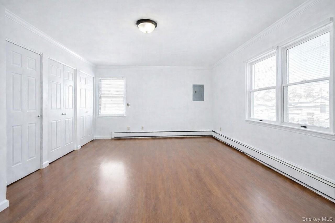 82A 5th Ave Apt 1 #1 - Photo 7 of 12