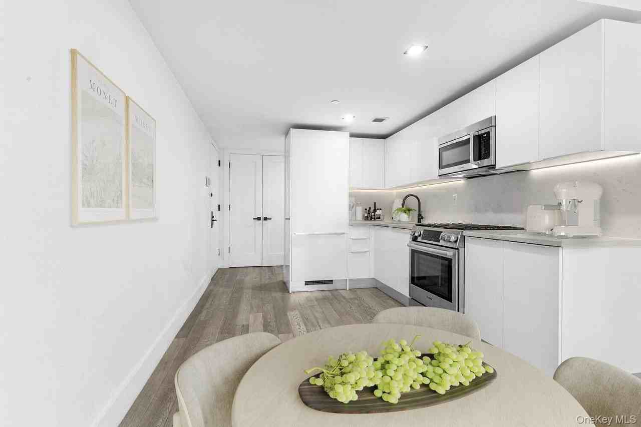 2218 Ocean Ave #5F - Photo 3 of 12