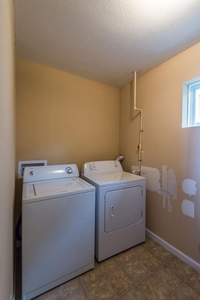505 S Highland - Photo 5 of 21