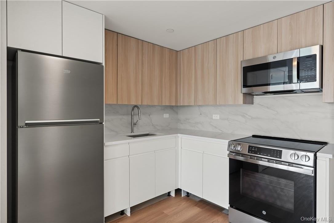 10 Lyon Pl Unit 503/5c #503-5C - Photo 6 of 17