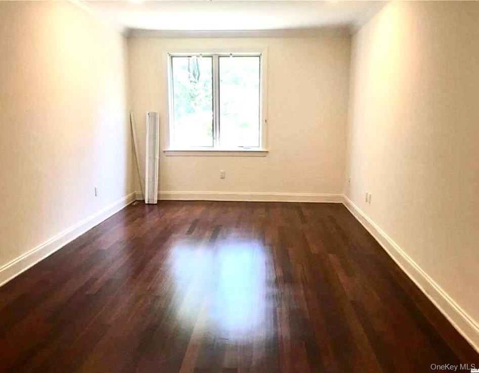 171 Great Neck Rd Apt 1a #1A - Photo 4 of 18