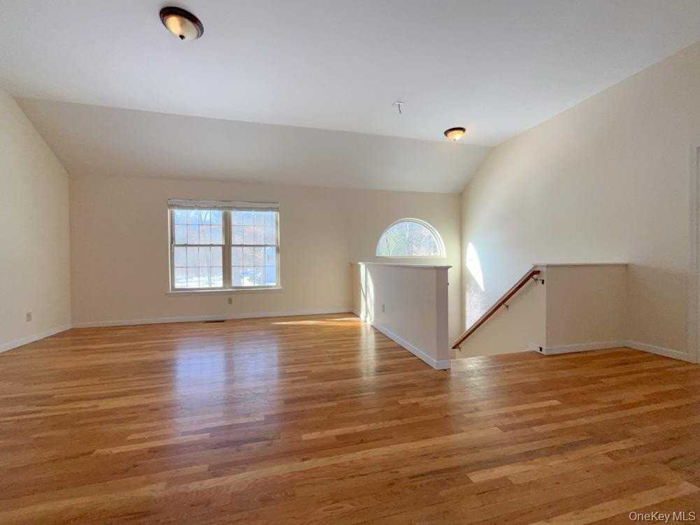 2 Fieldstone Dr - Photo 6 of 15