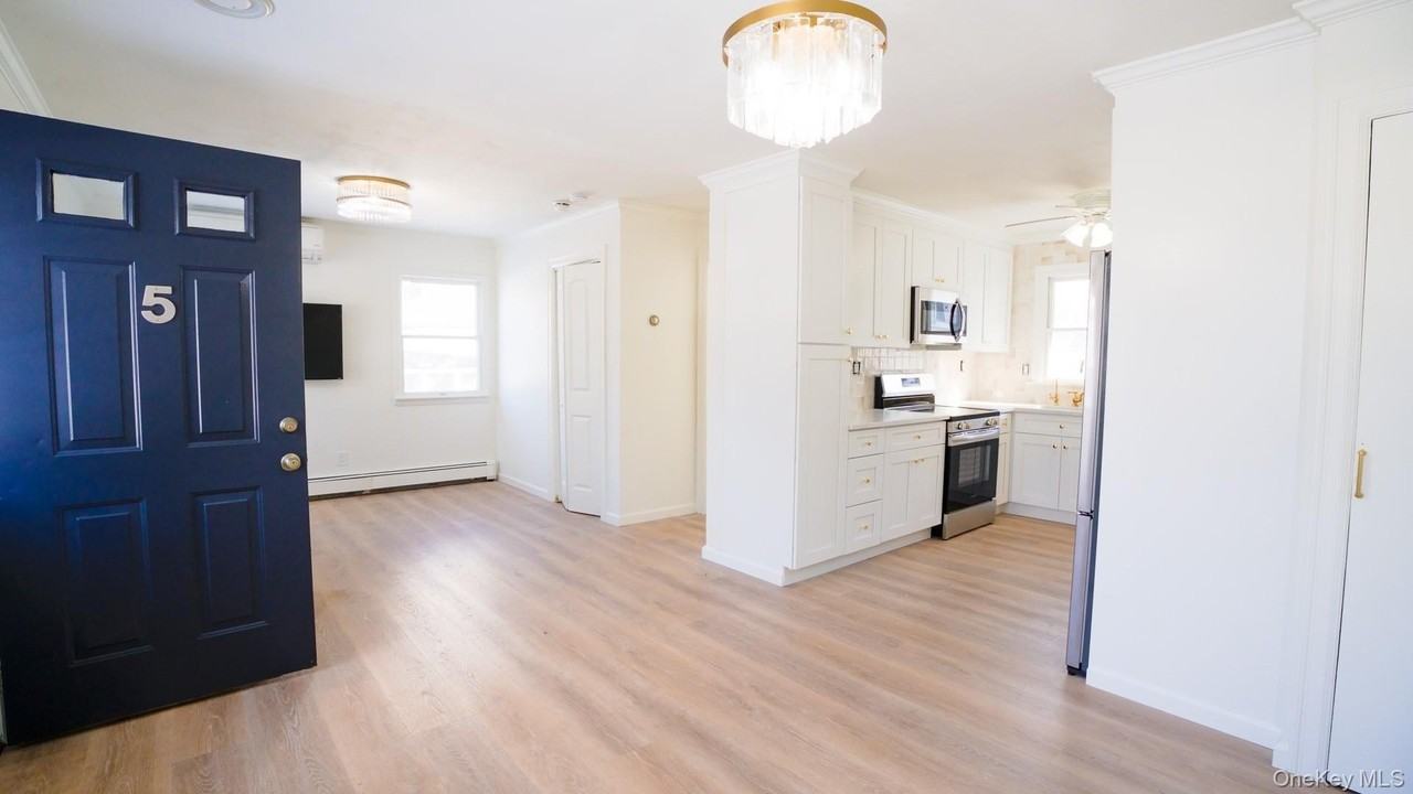 5 Pearsall Pl - Photo 2 of 9