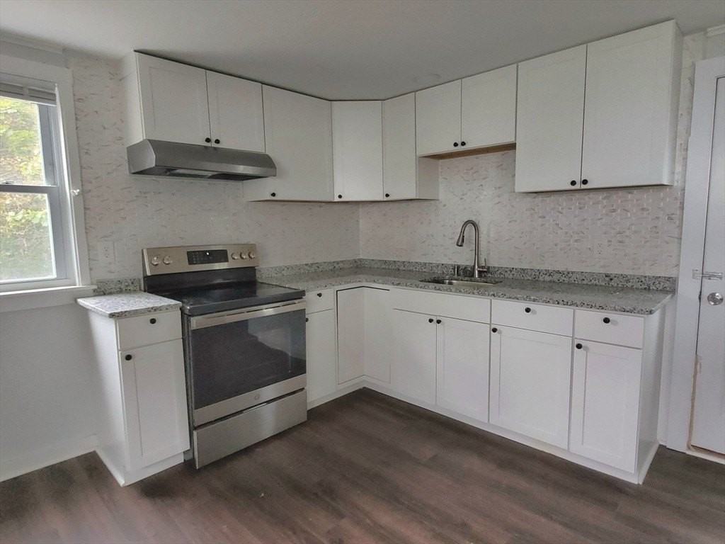 50 Grove St Apt 3 #3 - Photo 3 of 9