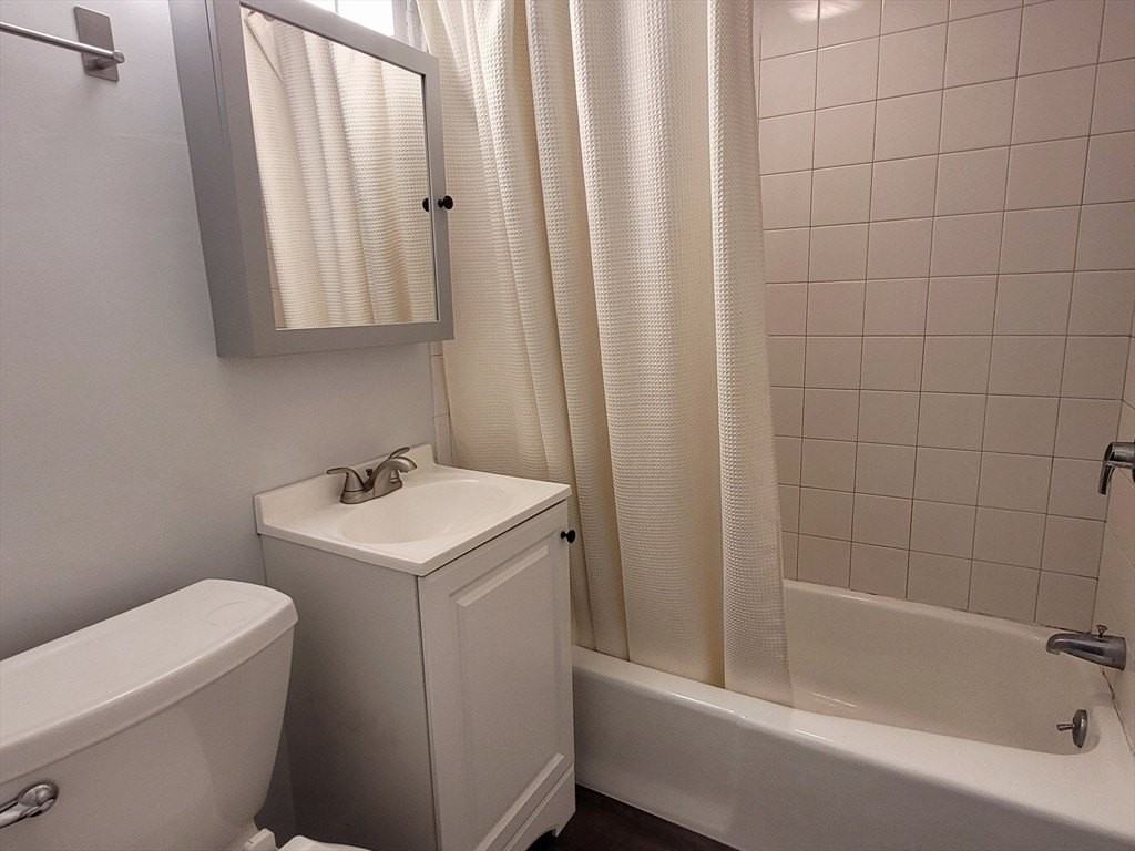 50 Grove St Apt 3 #3 - Photo 5 of 9