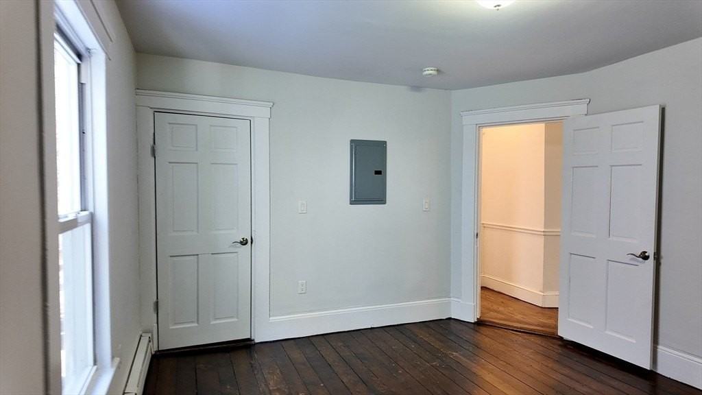 294 Windsor St Unit 2 #2 - Photo 3 of 13