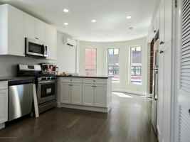 featured image of 410 Bond St Unit 1 #1