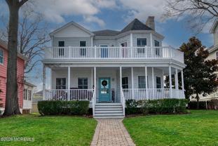 1210 3rd Ave - Photo 1 of 1