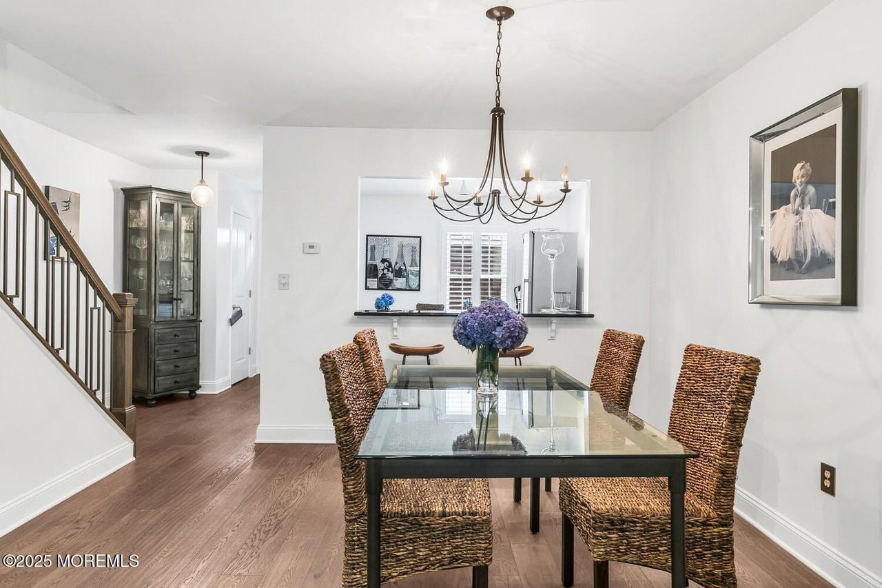 60 Wyckham Rd - Photo 7 of 21