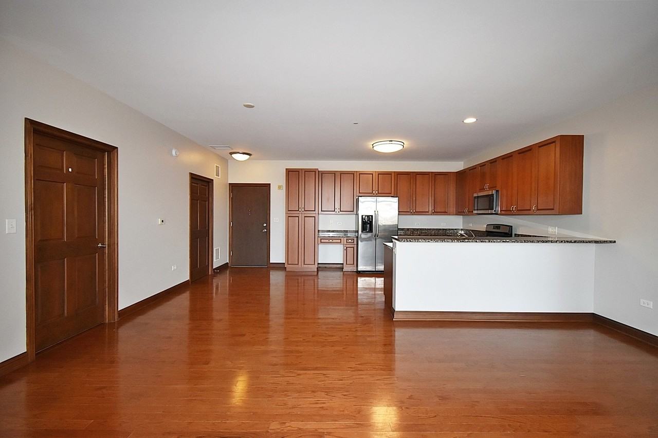 160 S River St Unit 311 #311 - Photo 5 of 26