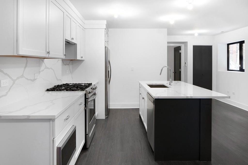 1833 S Throop St Unit G #G - Photo 3 of 14