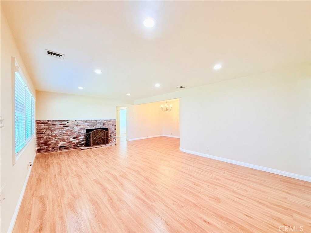 1655 Loganrita Ave - Photo 5 of 24