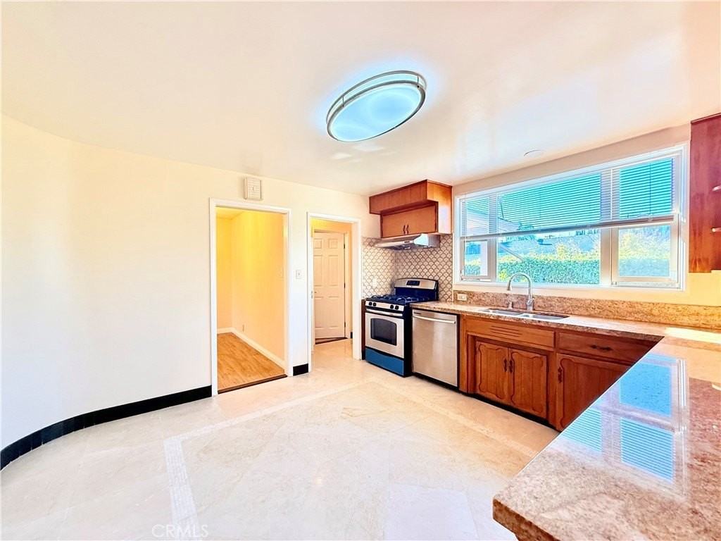 1655 Loganrita Ave - Photo 7 of 24