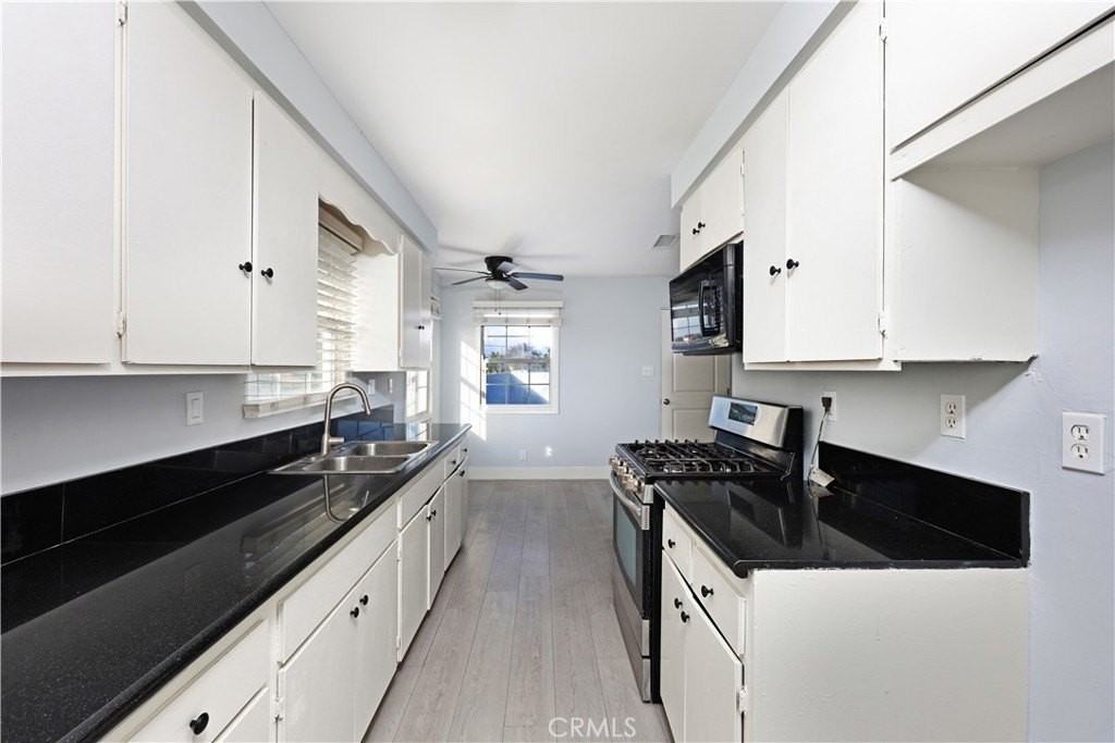 7927 Brookmill Rd - Photo 7 of 25