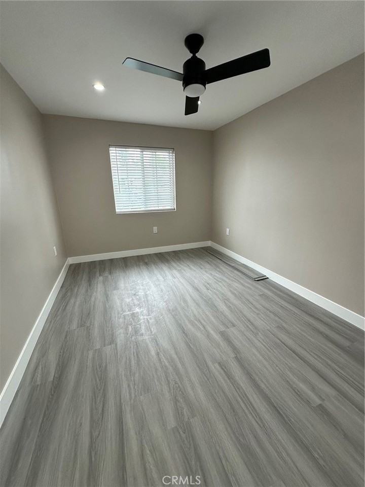 11715 Mitla Ave - Photo 6 of 9