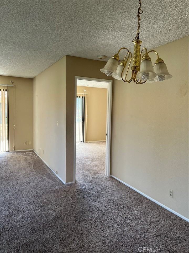 11687 Maple St - Photo 5 of 15