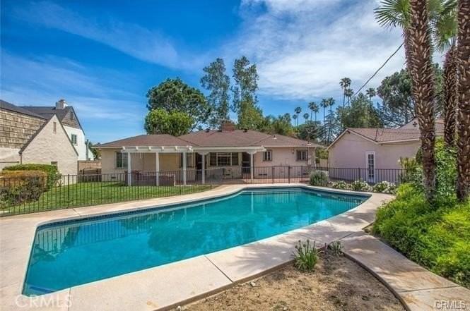 3870 El Hijo St - Photo 6 of 11