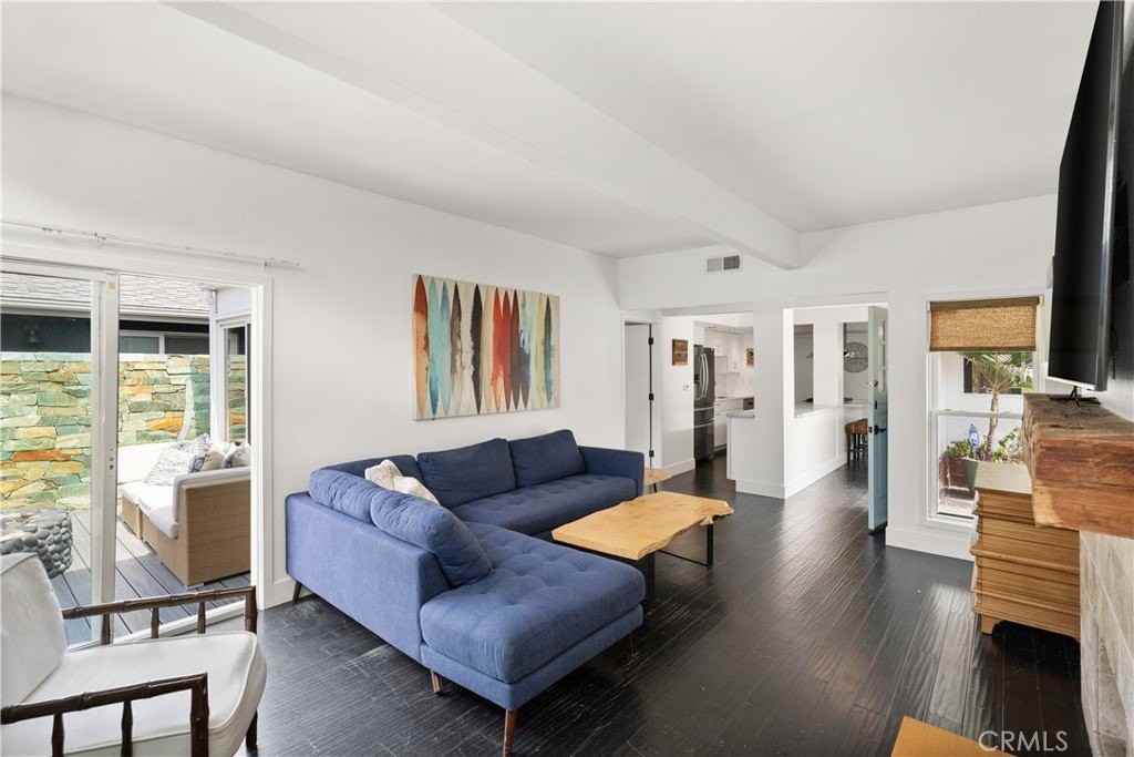 230 62nd St - Photo 2 of 27