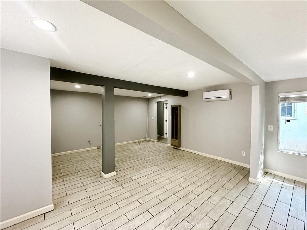 2319 Wilshire St - Photo 5 of 16