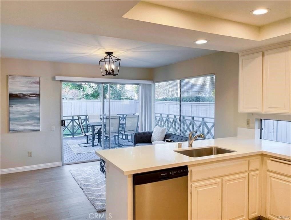 17 Fallbrook - Photo 6 of 31