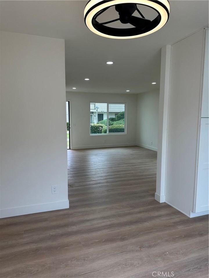 2322 Canyon Park Dr - Photo 3 of 21