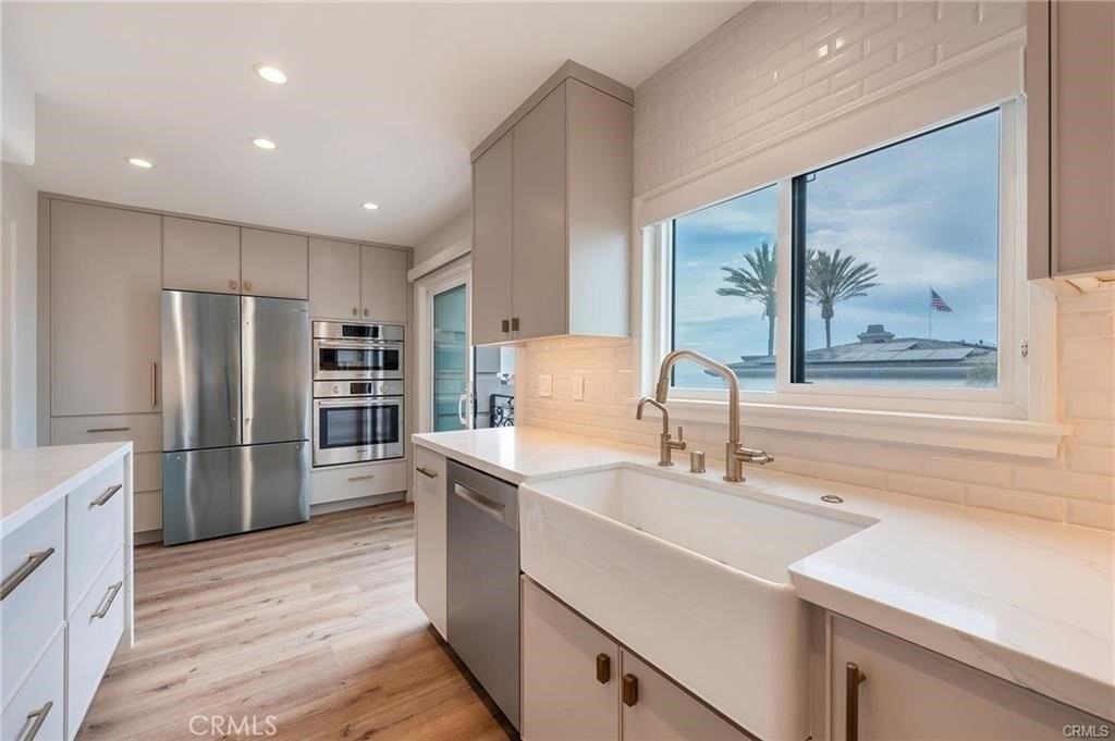 140 Acacia Ave - Photo 6 of 42