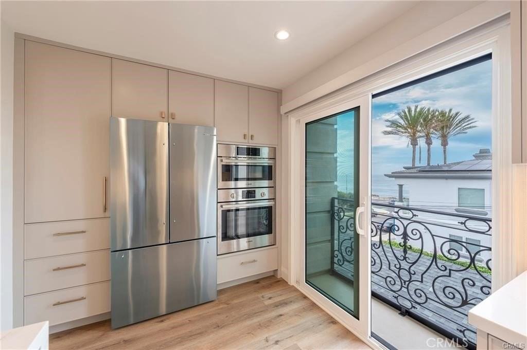 140 Acacia Ave - Photo 7 of 42