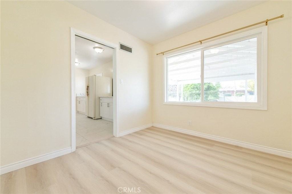 14608 Poulter Dr - Photo 7 of 29