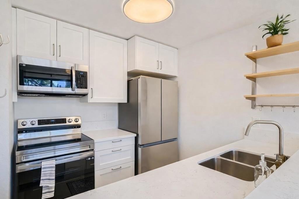 4111 Iowa St #1 - Photo 4 of 14