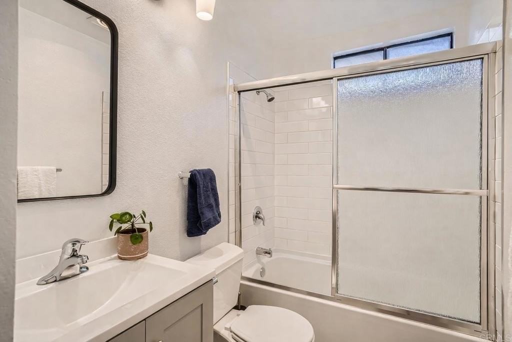 4111 Iowa St #1 - Photo 5 of 14