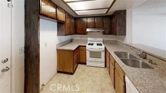 2321 S Magnolia Ave #7D - Photo 1 of 1